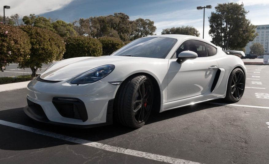 2021 Porsche 718 GT4