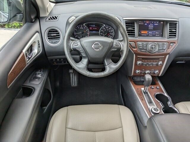 2020 Nissan Pathfinder Platinum