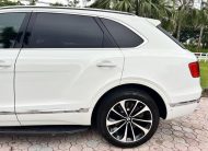 2017 Bentley Bentayga W12 Sport Utility 4D