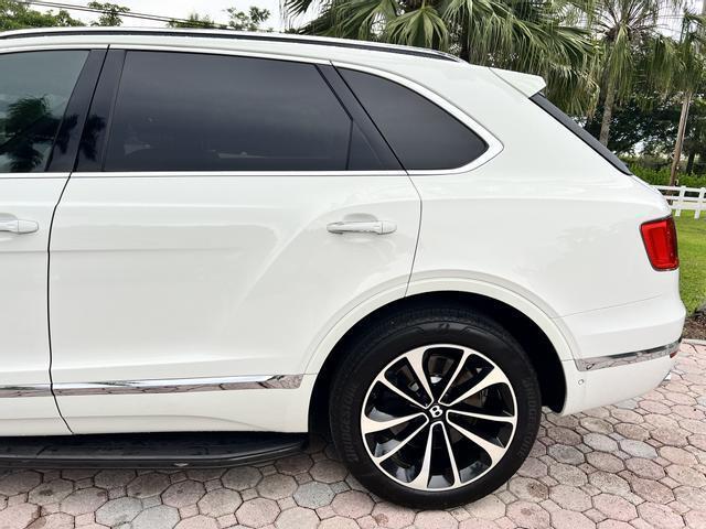 2017 Bentley Bentayga W12 Sport Utility 4D