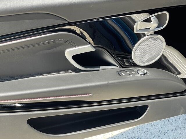 2019 Aston Martin DB11 V8