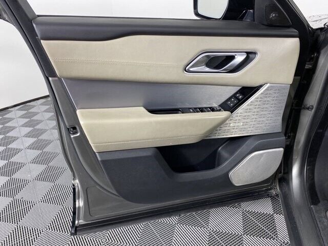2019 Land Rover Range Rover R-Dynamic SE