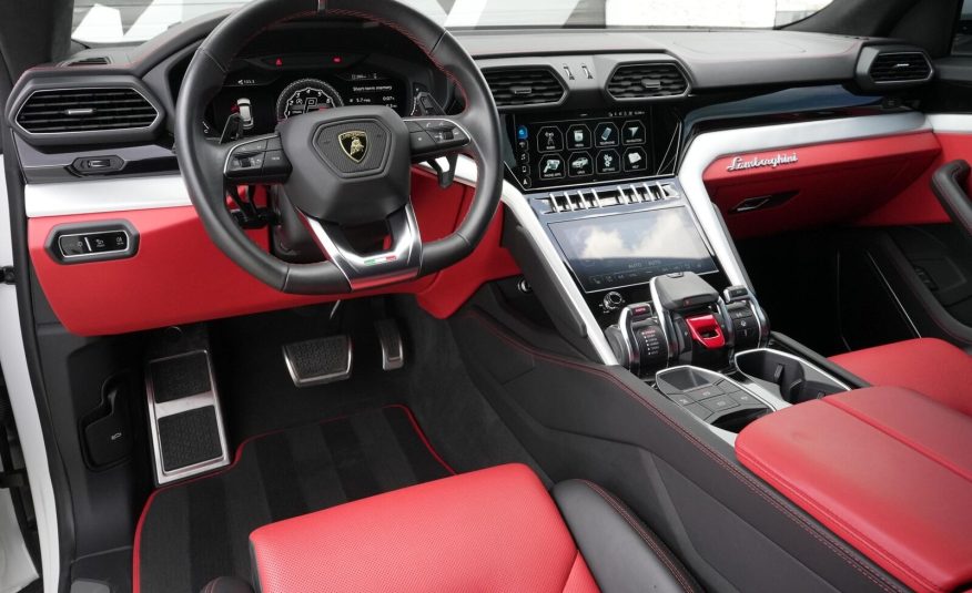 2020 Lamborghini Urus