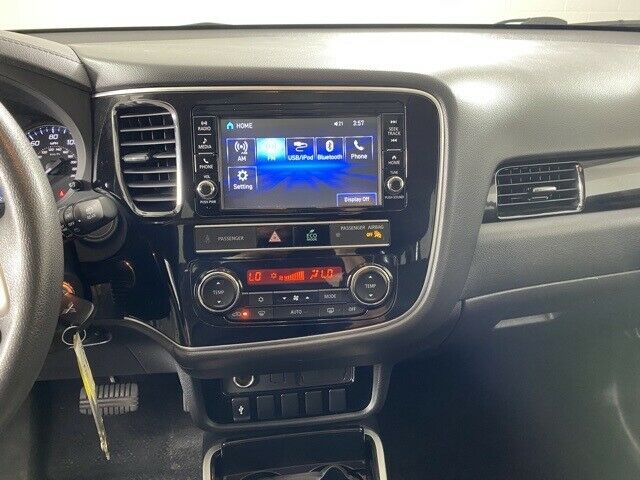 2019 Mitsubishi Outlander ES 52796 Miles Pearl White 4D Sport Utility I4 CVT