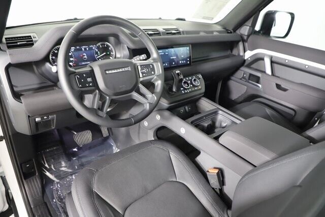 2023 Land Rover Defender X-Dynamic SE