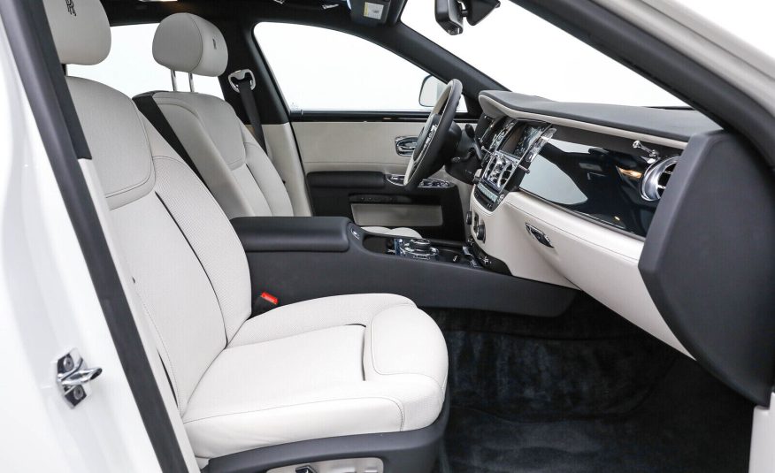 2018 Rolls-Royce Ghost Sedan