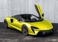 2023 McLaren Artura