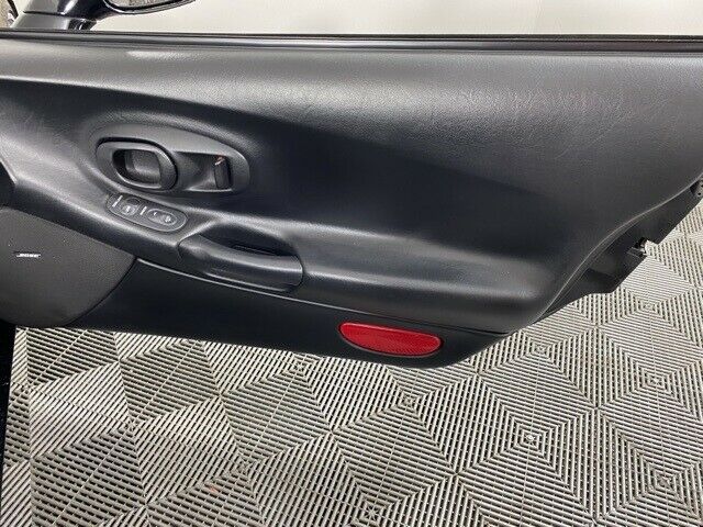 2003 Chevrolet Corvette