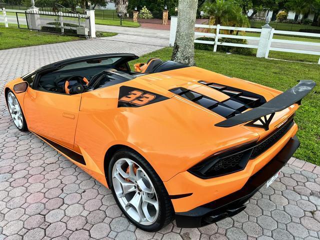 2018 Lamborghini Huracan LP580-2 Spyder Convertible 2D