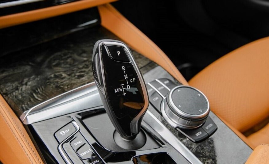 2022 BMW 5-Series 540i