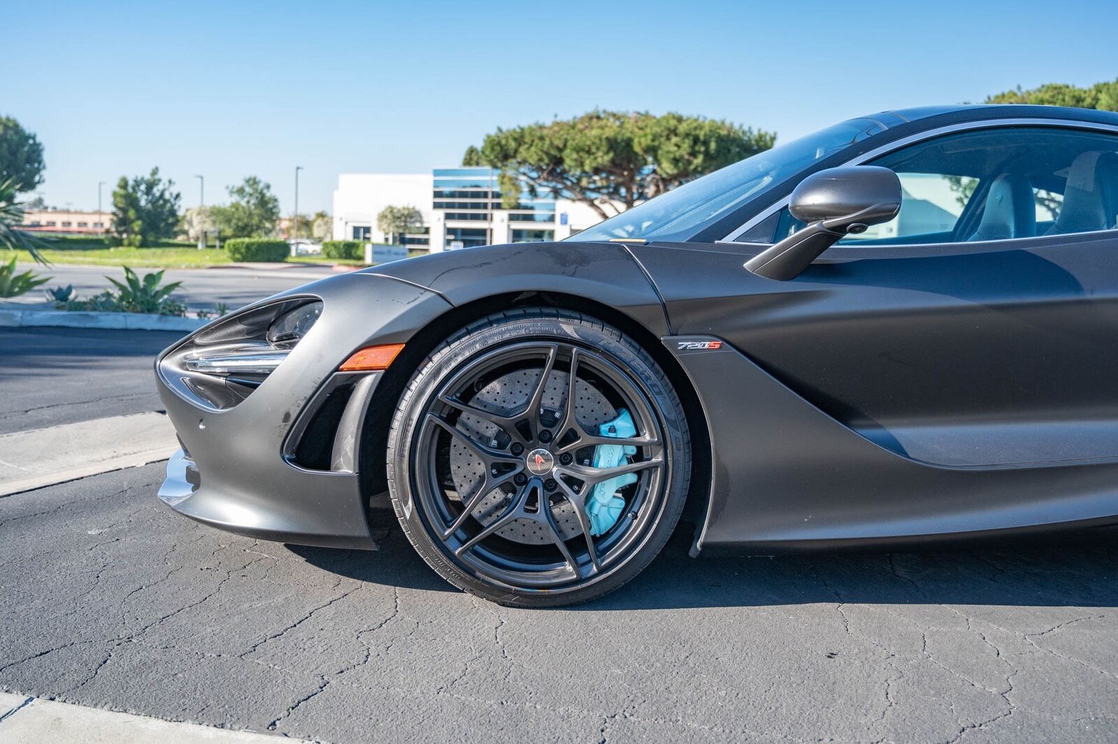 2018 McLaren 720S Luxury