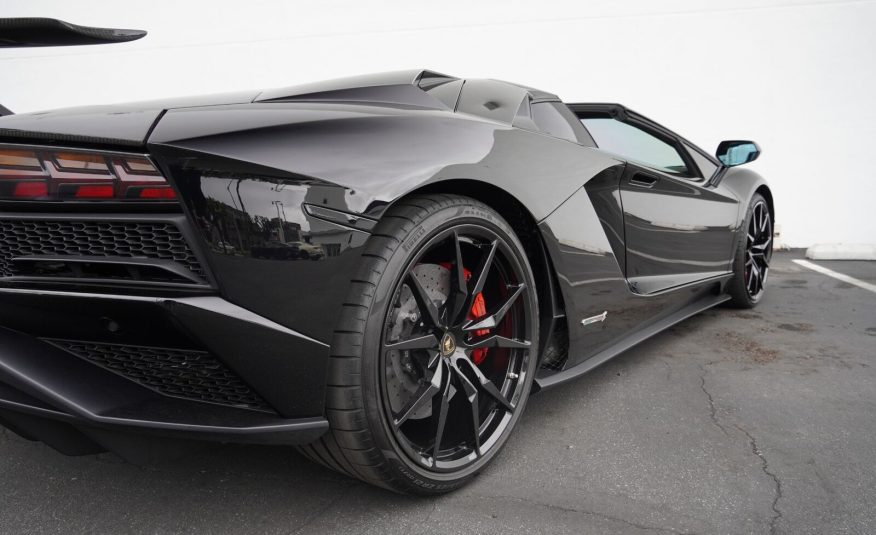 2019 Lamborghini Aventador LP 740-4 S