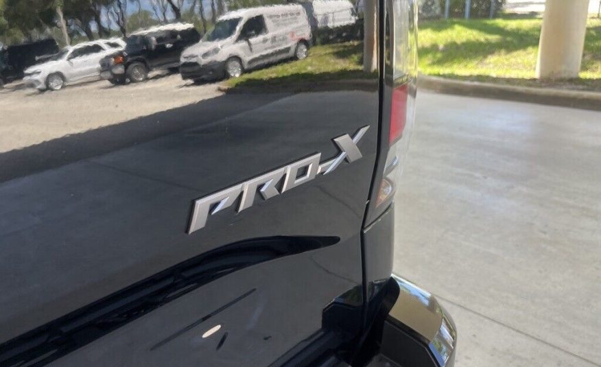 2022 Nissan Frontier PRO-X