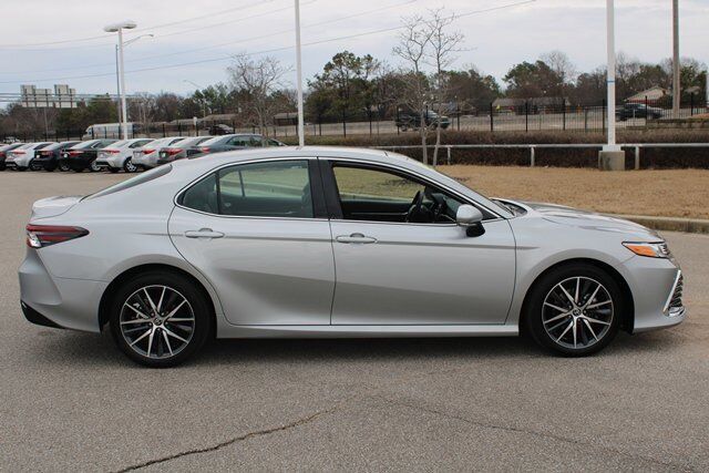 2022 Toyota Camry XLE V6