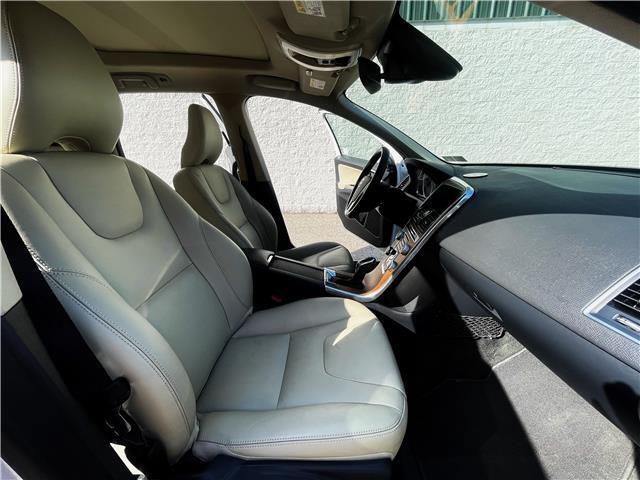 2017 Volvo XC60 Inscription