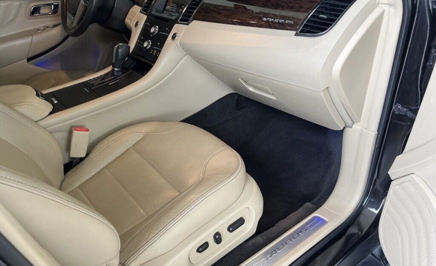2015 Ford Taurus Limited