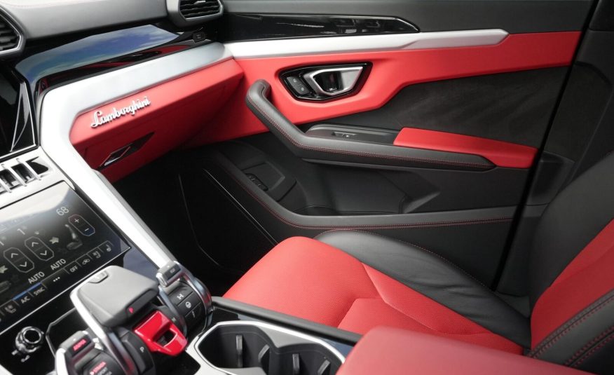 2020 Lamborghini Urus