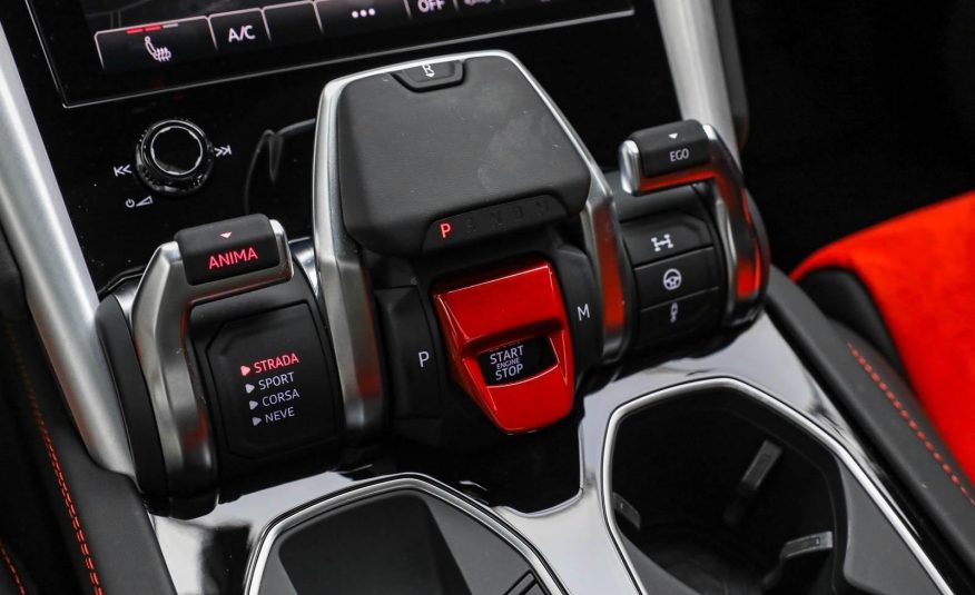 2022 Lamborghini Urus AWD
