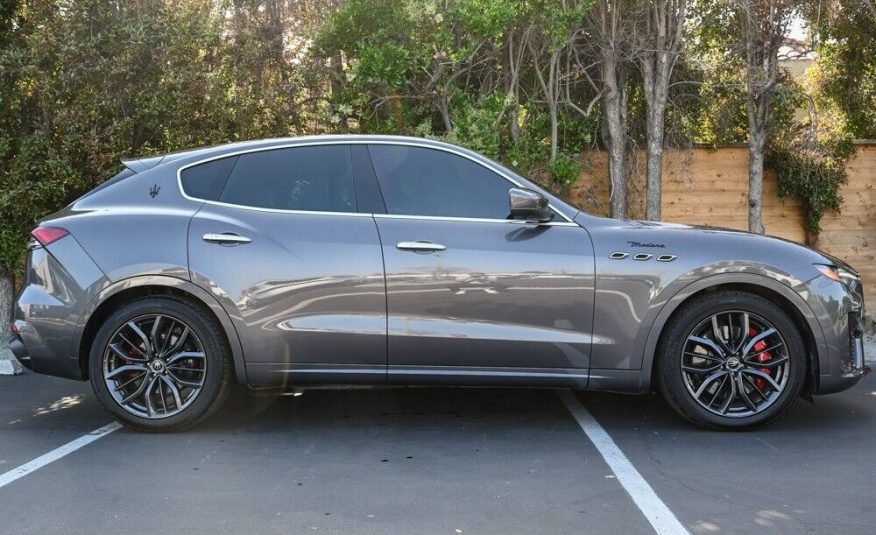 2022 Maserati Levante Modena