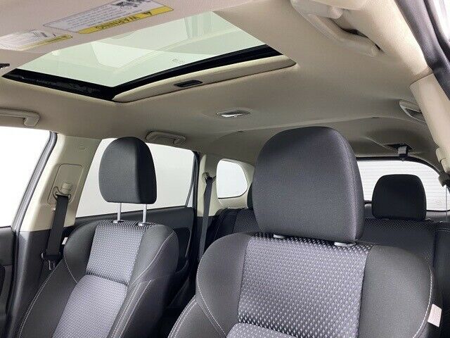 2019 Mitsubishi Outlander ES 52796 Miles Pearl White 4D Sport Utility I4 CVT