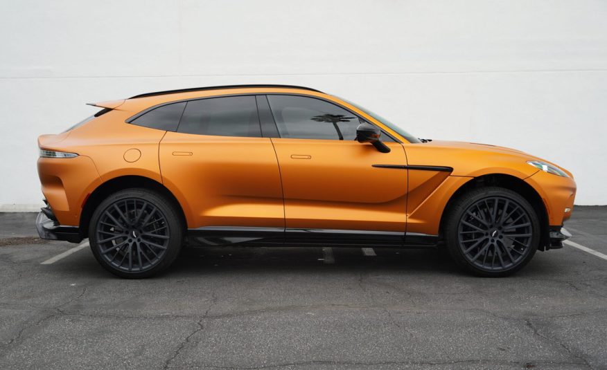 2023 Aston Martin DBX 707