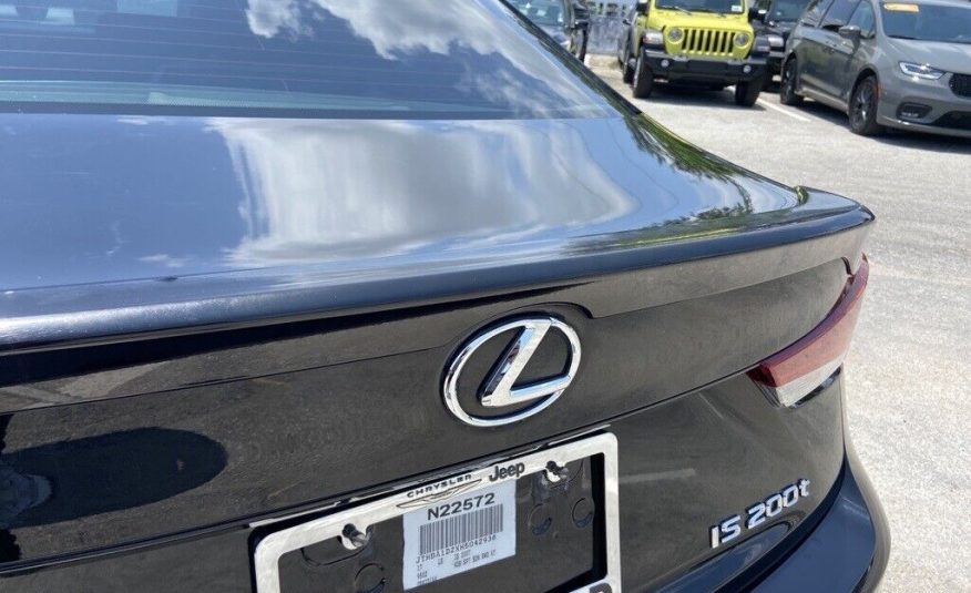 2017 Lexus IS 200t