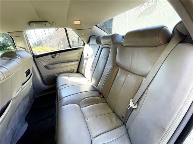 2010 Cadillac DTS Limousine