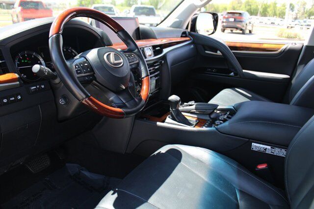 2020 Lexus LX LX 570