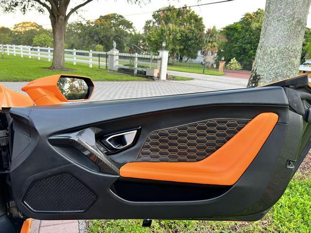 2018 Lamborghini Huracan LP580-2 Spyder Convertible 2D