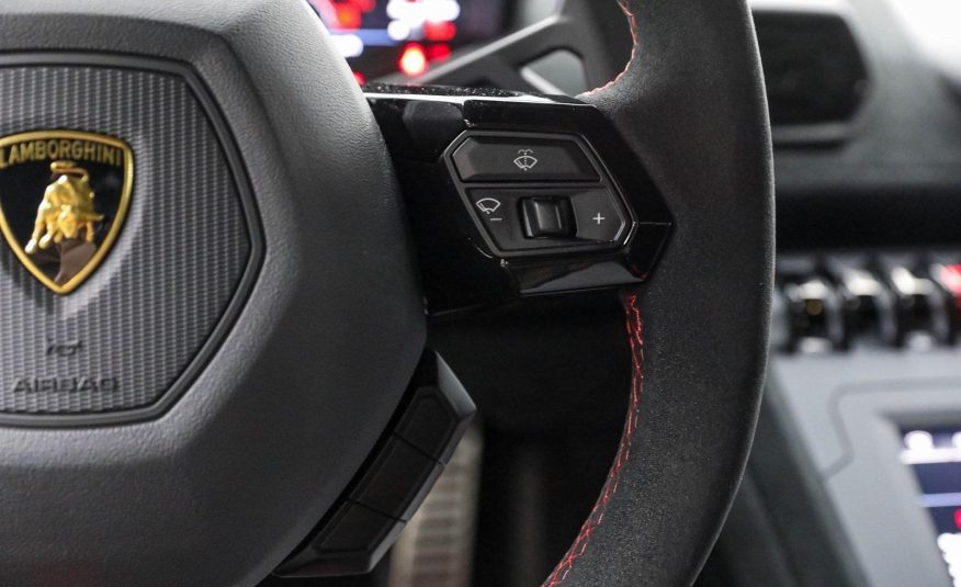 2022 Lamborghini Huracan STO Coupe