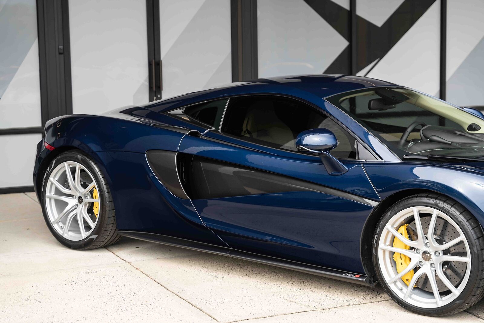 2017 McLaren 570S