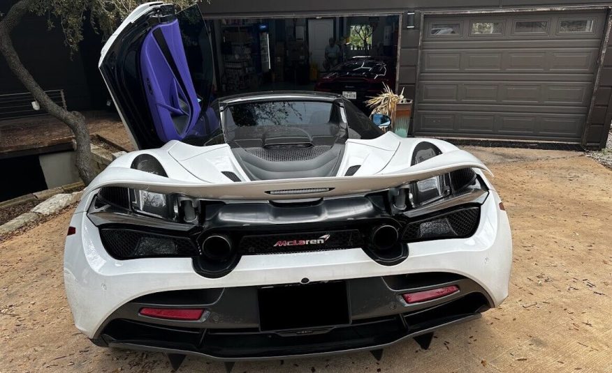 2022 McLaren 720S Spider Performance