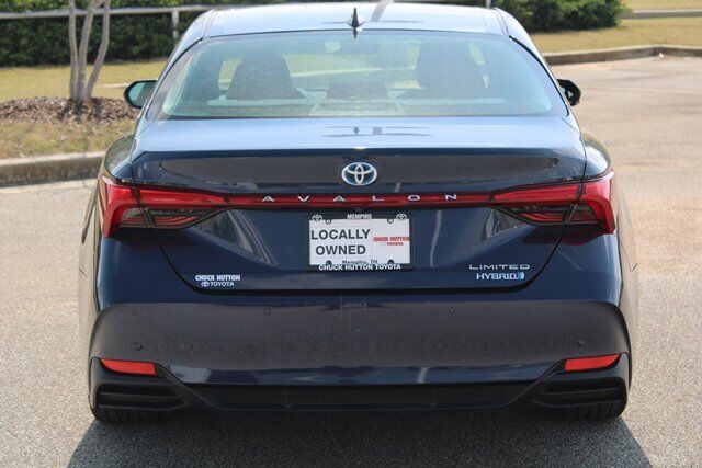 2019 Toyota Avalon Hybrid Limited