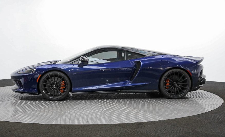 2022 McLaren GT Coupe