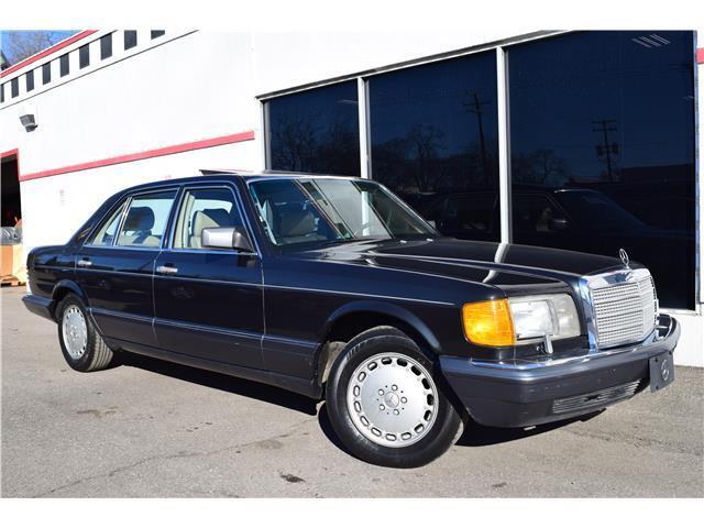 1989 Mercedes-Benz 500-Series 560SEL