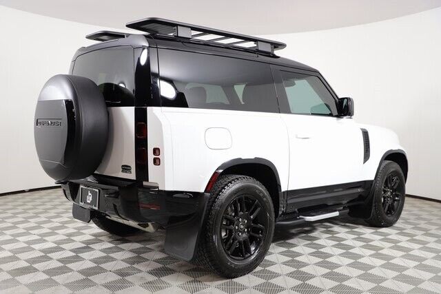 2023 Land Rover Defender X-Dynamic SE