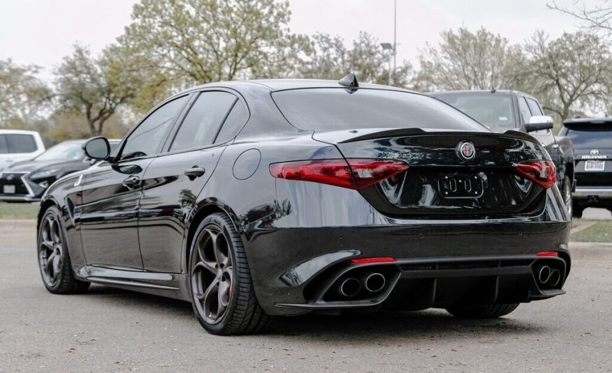 2021 Alfa Romeo Giulia Quadrifoglio