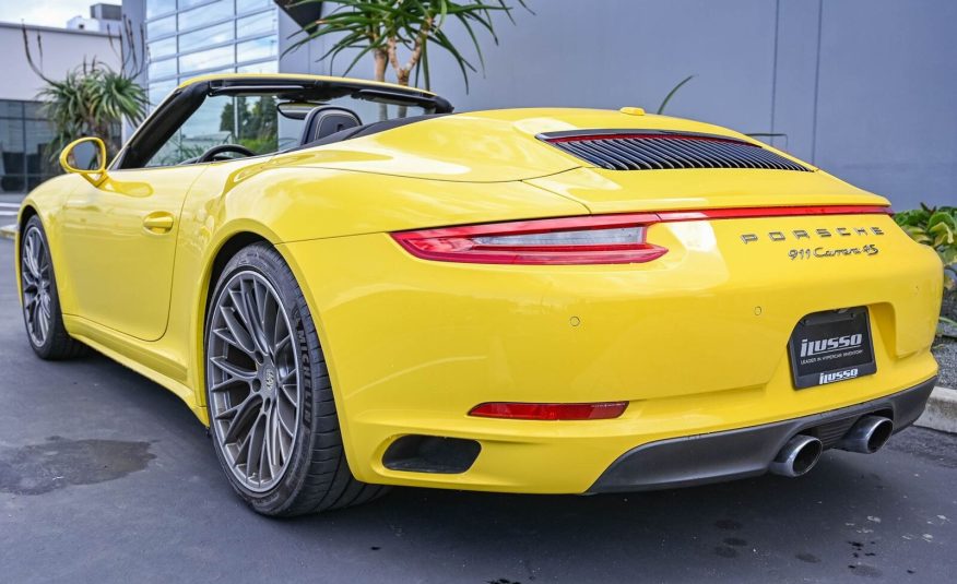 2017 YEL Porsche 911 Carrera 4S