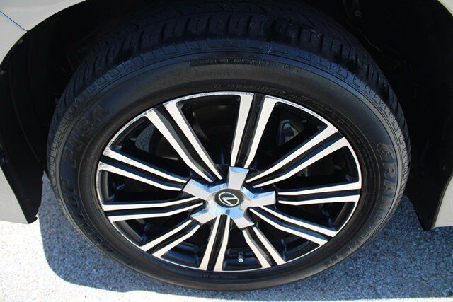 2020 Lexus LX LX 570