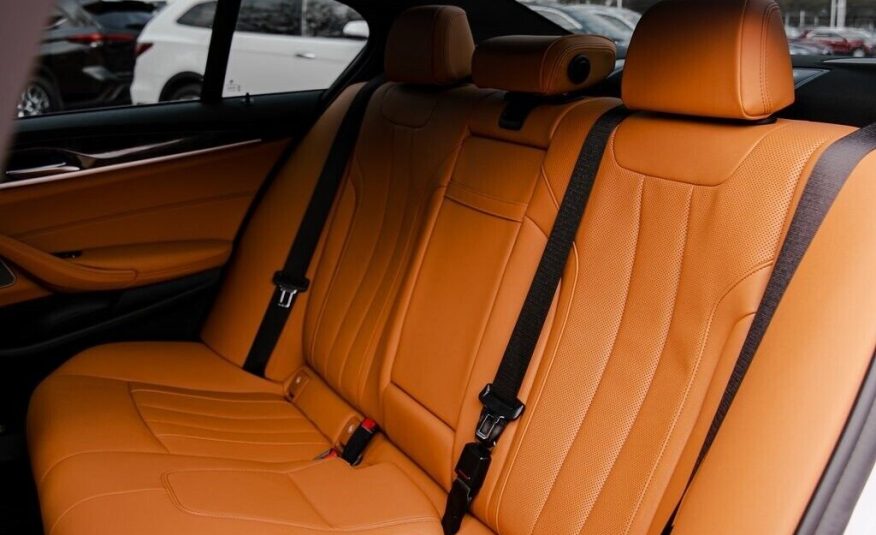 2022 BMW 5-Series 540i
