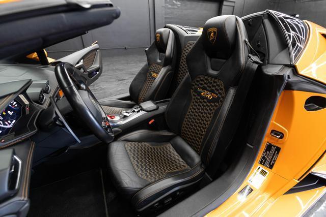 2022 Lamborghini Huracan EVO RWD Spyder Convertible 2D