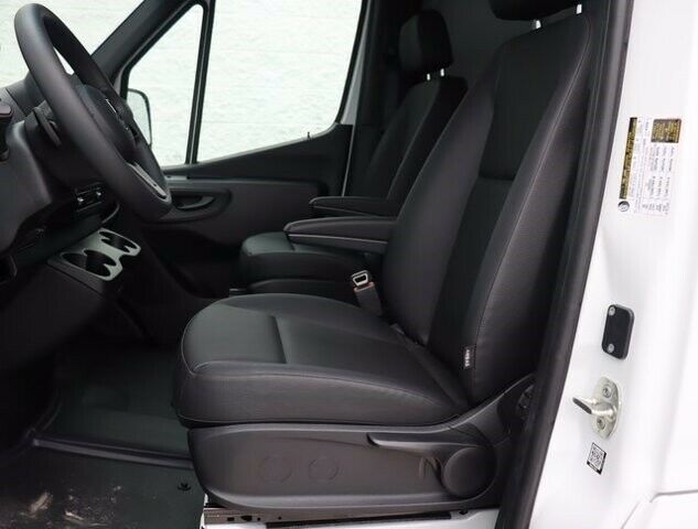 2021 Mercedes-Benz Sprinter 2500 Standard Roof I4 Gas 144 RWD