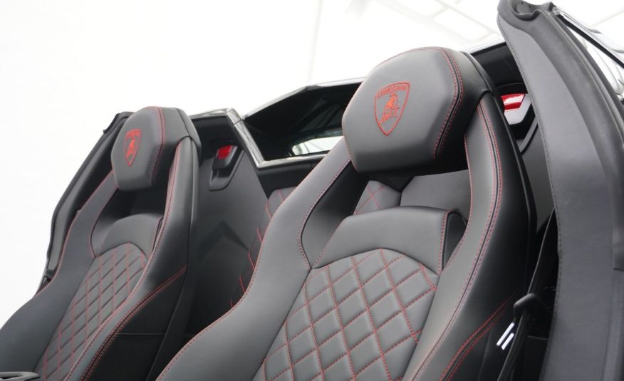 2019 Lamborghini Aventador LP 740-4 S