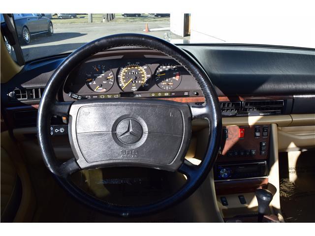 1989 Mercedes-Benz 500-Series 560SEL
