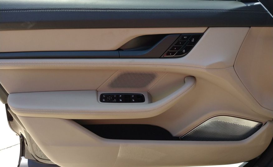 2020 Porsche Taycan Turbo
