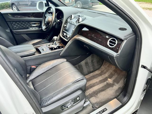 2017 Bentley Bentayga W12 Sport Utility 4D
