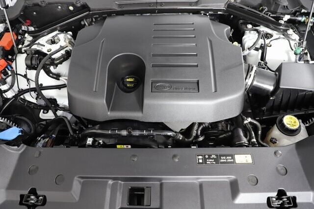 2023 Land Rover Defender X-Dynamic SE