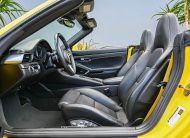2017 YEL Porsche 911 Carrera 4S