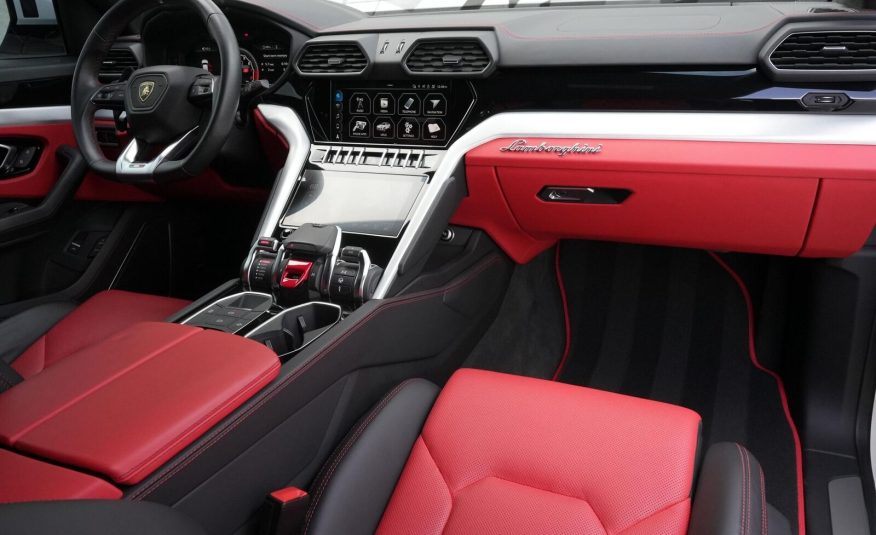 2020 Lamborghini Urus
