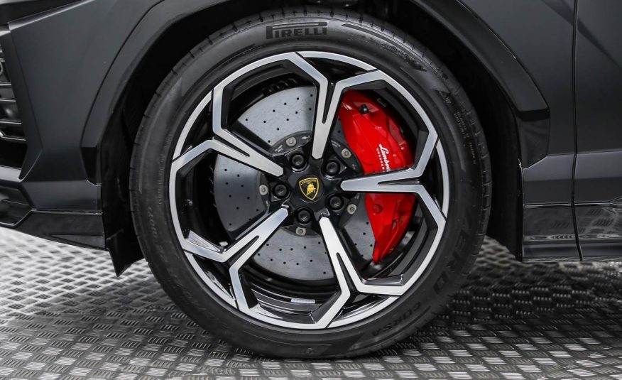 2022 Lamborghini Urus AWD